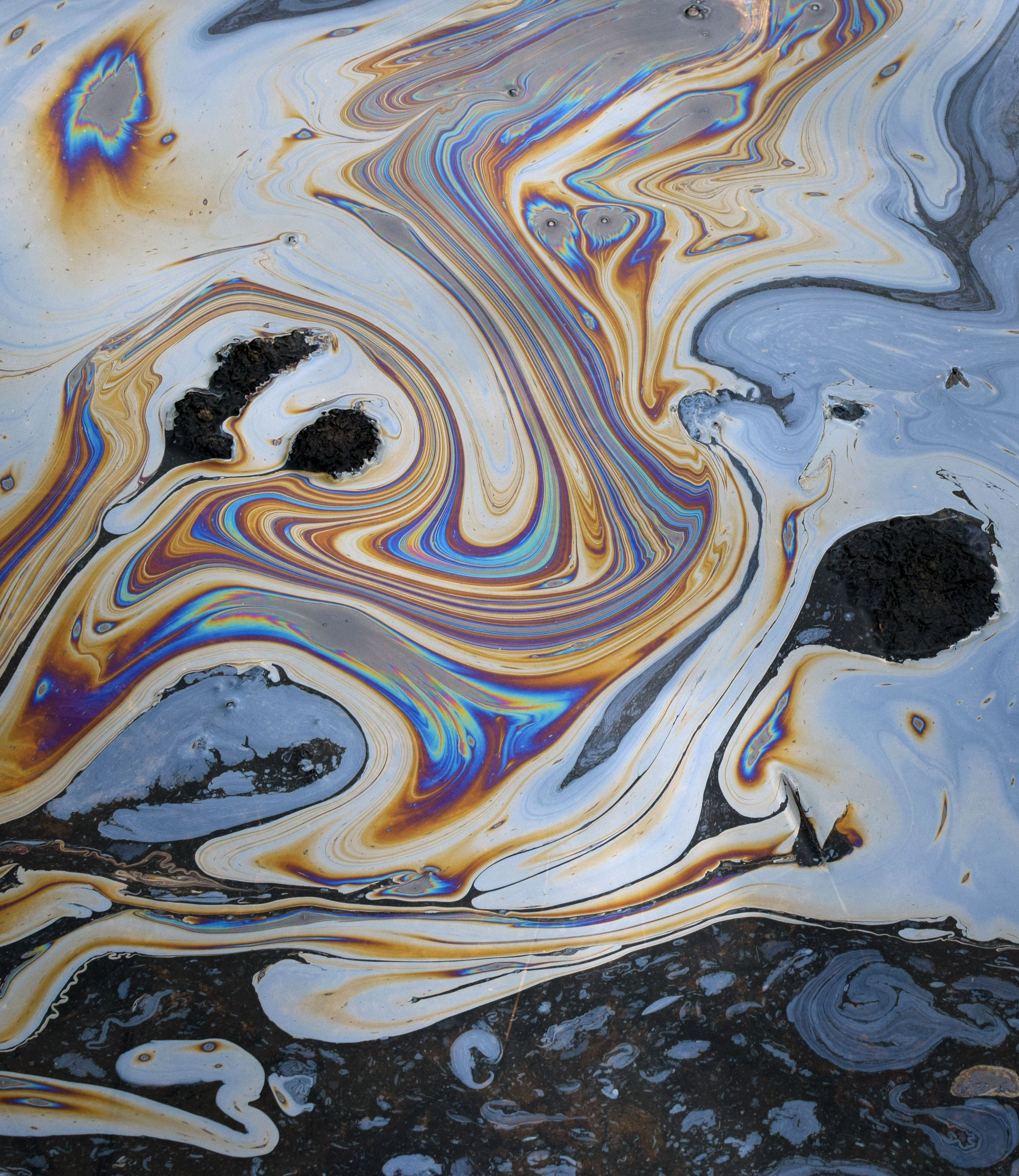 Tar in water