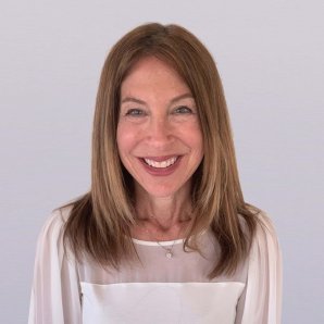 Debbie Lucci