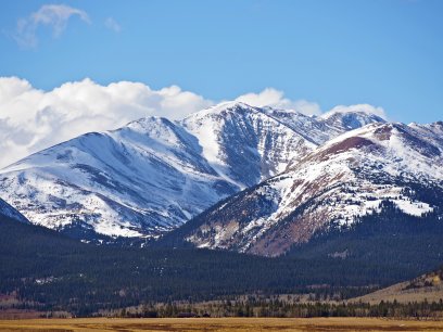 Snowpack on mountains