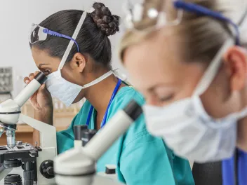 Female scientists in a lab